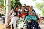 Visitantes de la feria de abril
